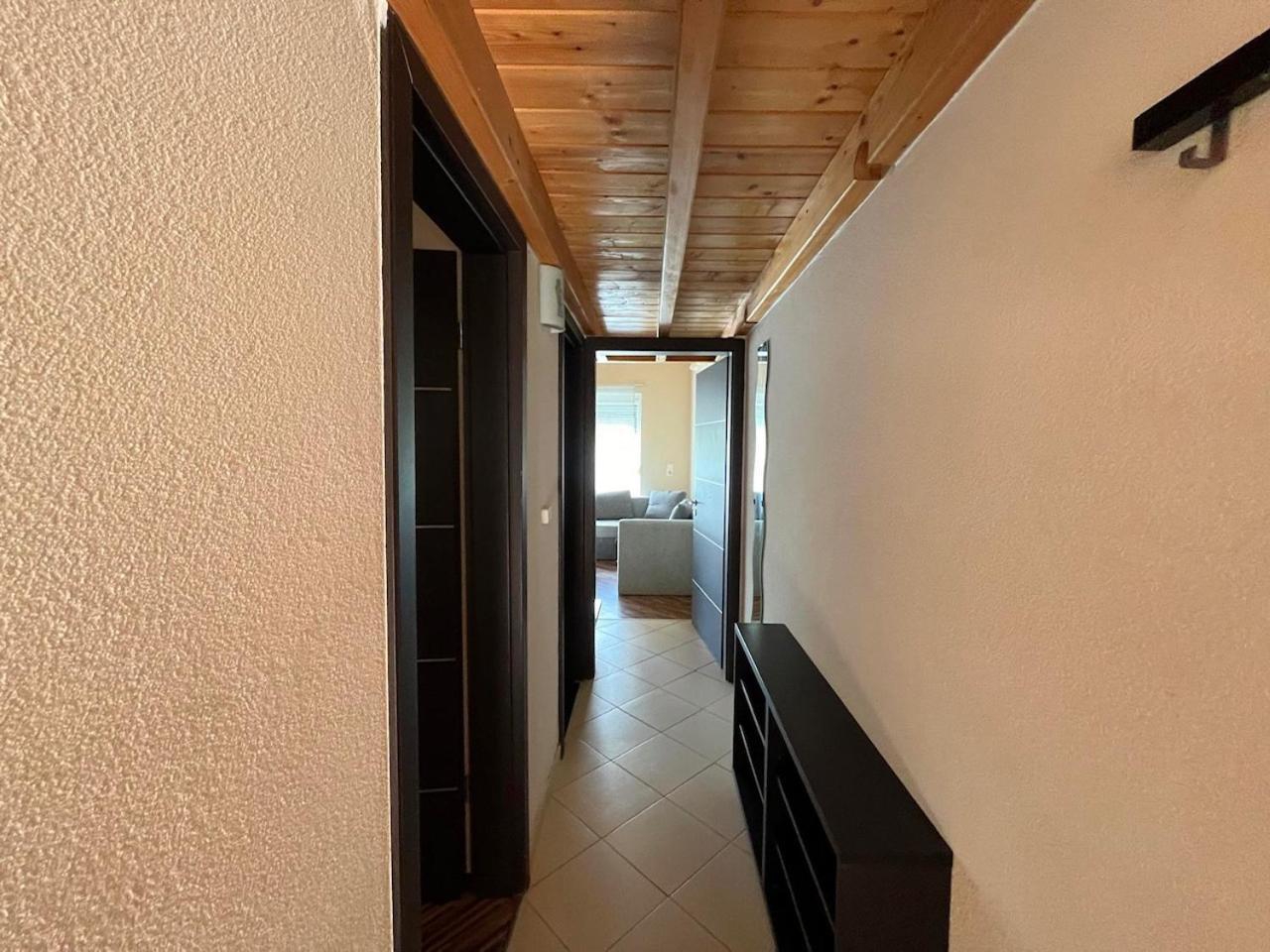 City Apartman Haz Balatonlelle Exterior foto