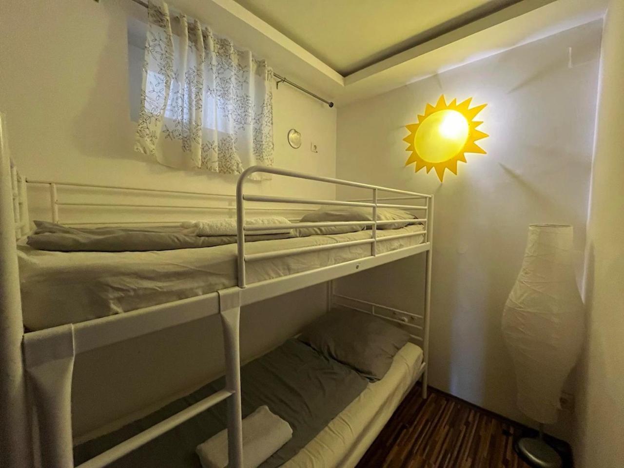 City Apartman Haz Balatonlelle Exterior foto