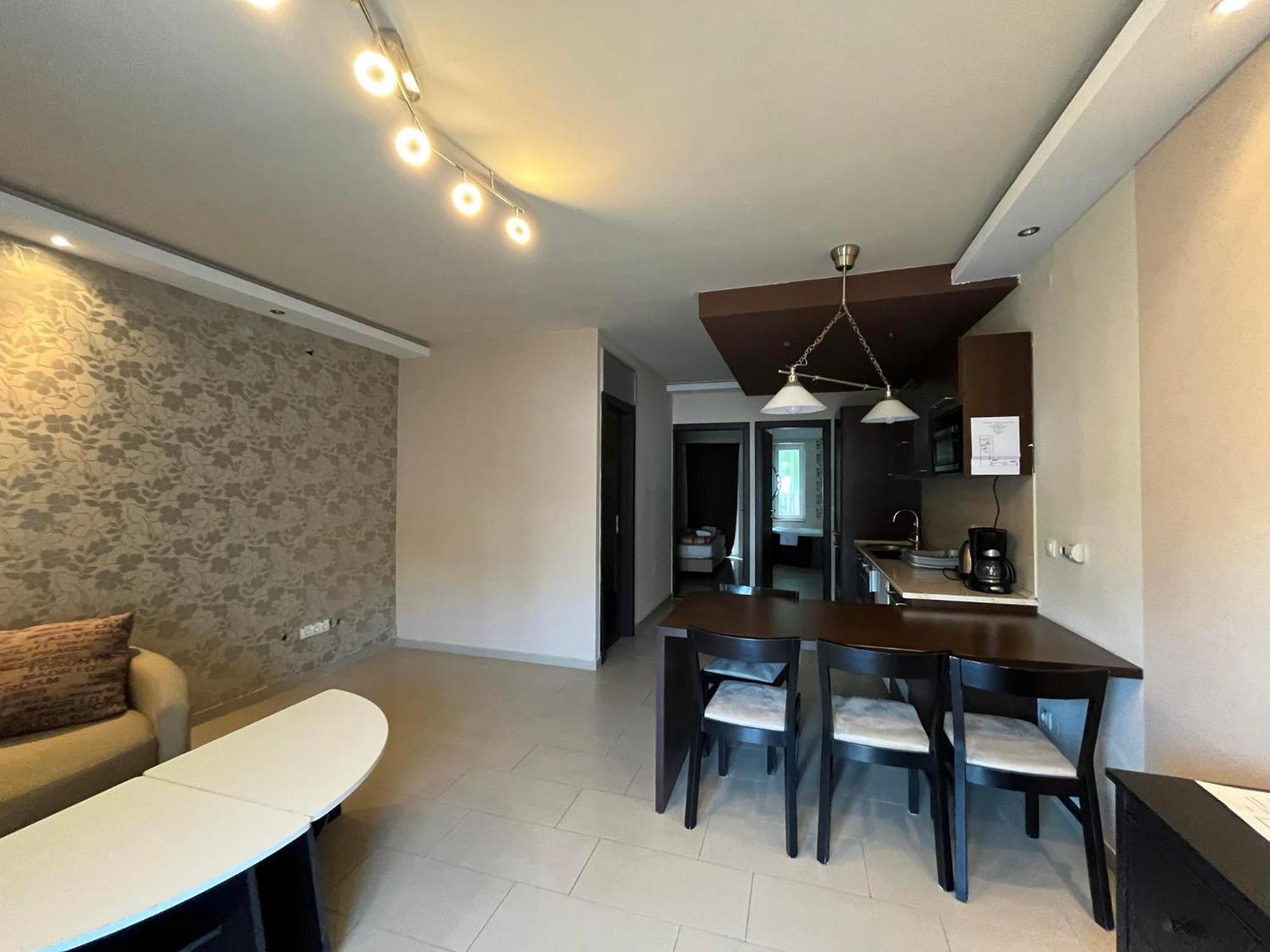 City Apartman Haz Balatonlelle Exterior foto